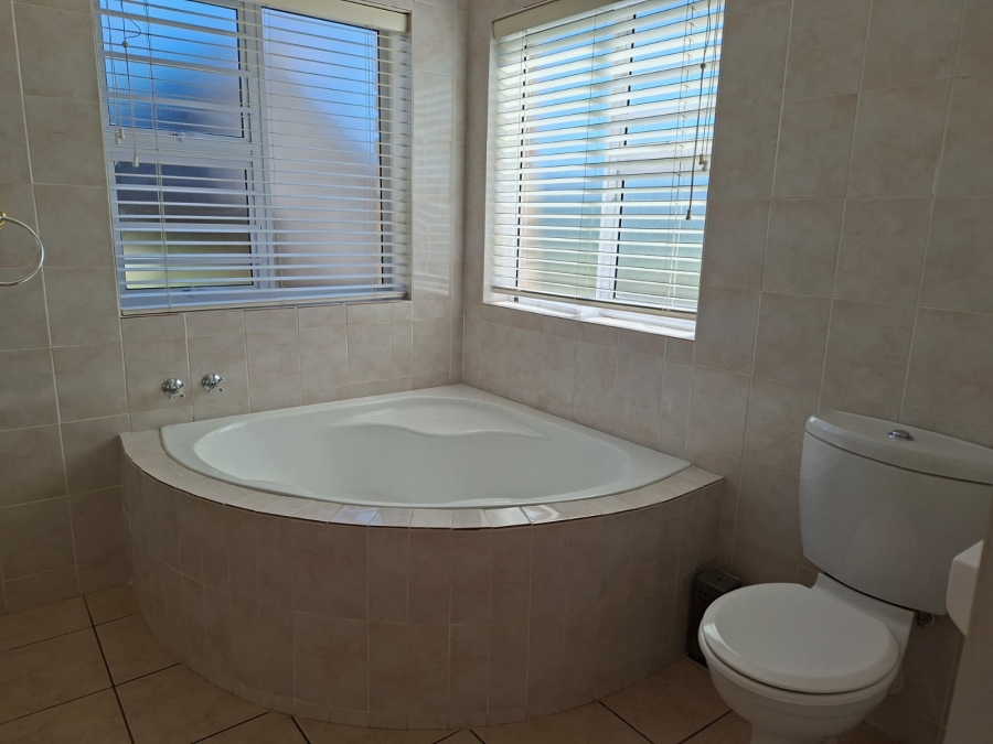 To Let 3 Bedroom Property for Rent in Vanes Estate Eastern Cape